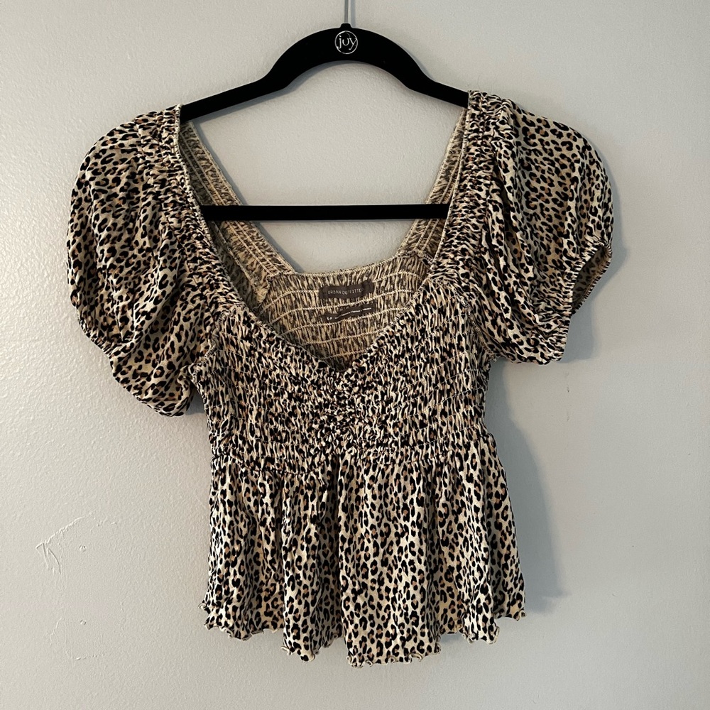 Flowy Urban Outfitters cheetah Top